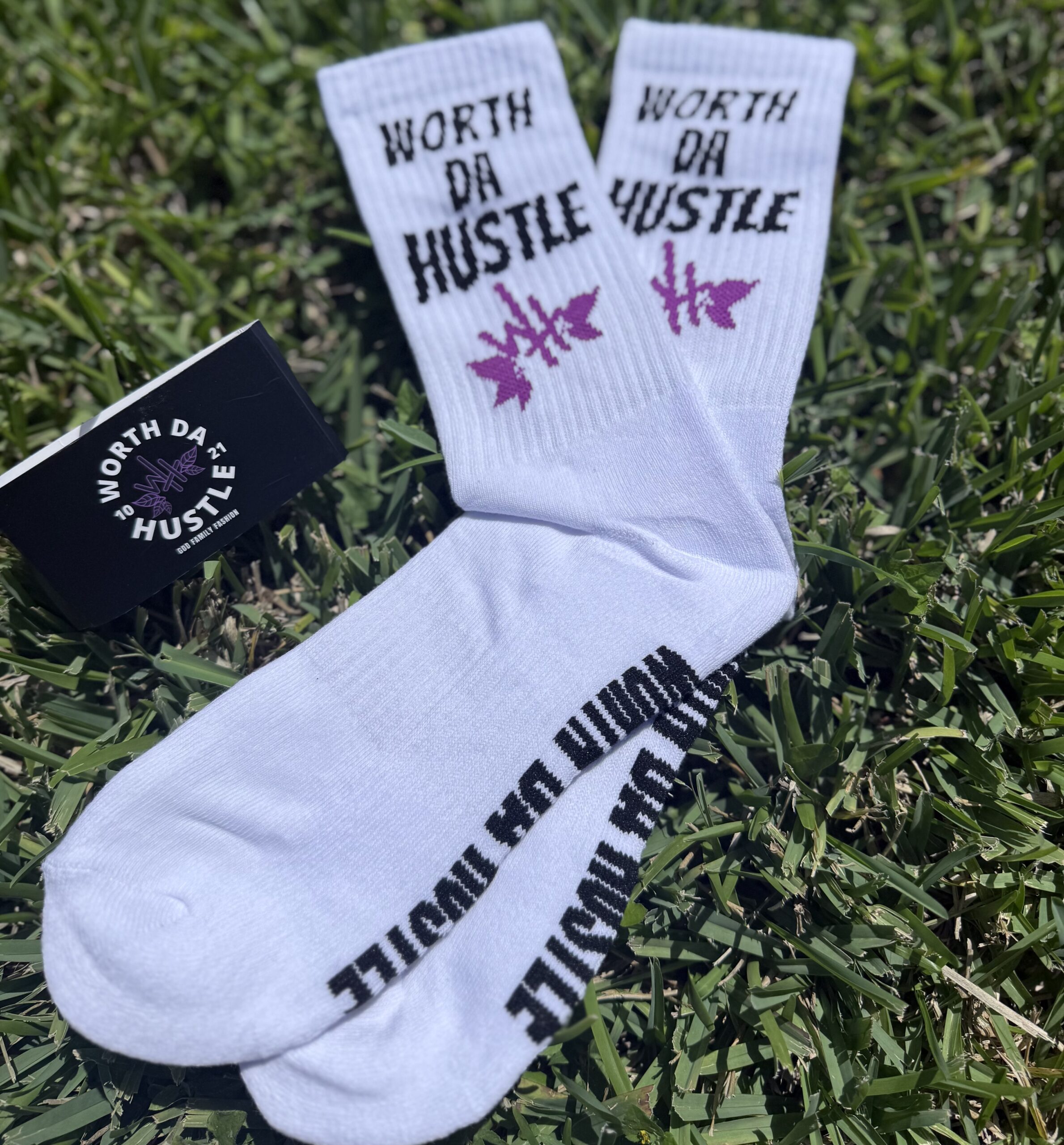 WDH SOCKS- WHITE